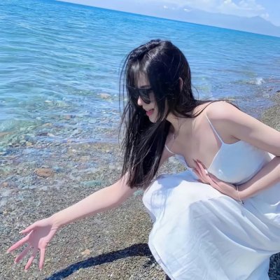 胭脂似火海报