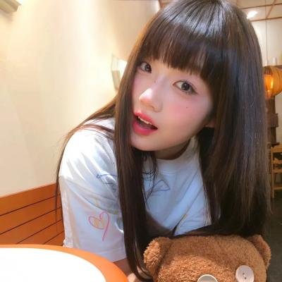 庇护海报